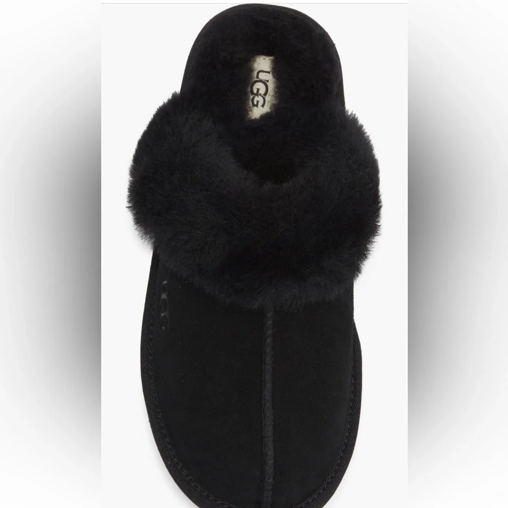 UGG® big kids Cozy Il Scuff Slipper